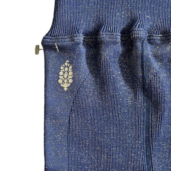 Free people happiness runs biker shorts blue indigo lurex M / L NEW - Picture 15 of 16